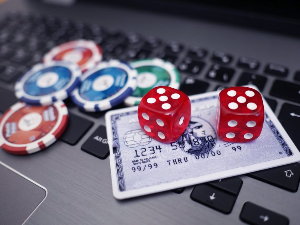 Enjoy Yourself from Home via Online Casino Games