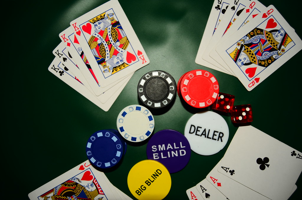 What Are The Most Popular Online Casino Games And Why Do Players Love Them?